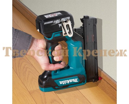 Гвоздезабиватель аккумуляторный MAKITA DFN350ZJ