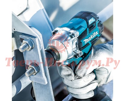 Гайковерт аккумуляторный ударный MAKITA DTW285RME