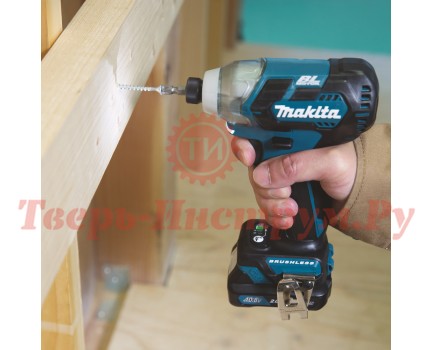 Шуруповерт аккумуляторный ударный MAKITA TD111DZ