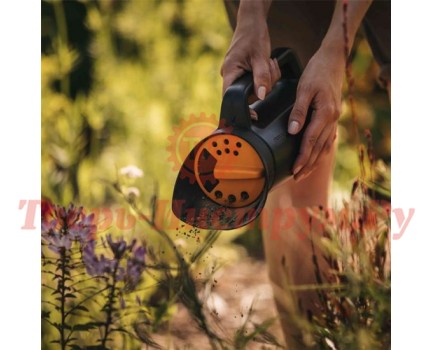 Разбрасыватель ручной FISKARS Solid™ Разбрасыватель ручной FISKARS Solid™