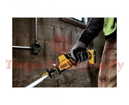 Лезвийная пила аккумуляторная DEWALT DCS312N-XJ Лезвийная пила аккумуляторная DEWALT DCS312N-XJ