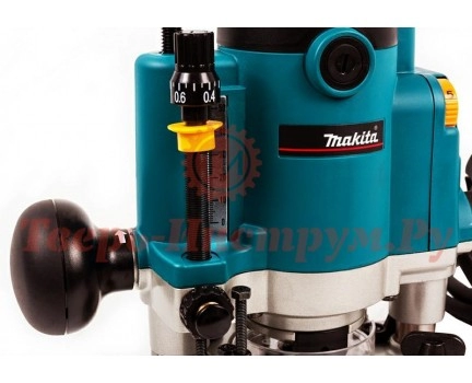 Фрезер MAKITA RP 1110C Фрезер MAKITA RP 1110C