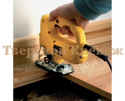 Лобзик DEWALT DW341K-QS Лобзик DEWALT DW341K-QS