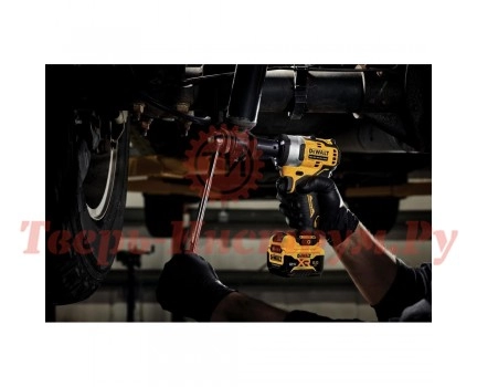 Гайковерт ударный аккумуляторный DEWALT DCF901P1-QW Гайковерт ударный аккумуляторный DEWALT DCF901P1-QW