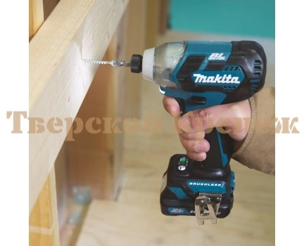 Шуруповерт аккумуляторный ударный MAKITA TD111DWAE
