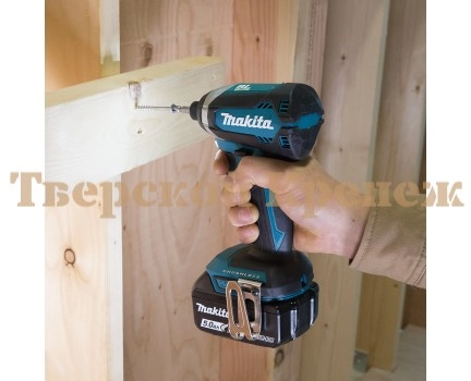 Шуруповерт аккумуляторный ударный MAKITA DTD153RFE Шуруповерт аккумуляторный ударный MAKITA DTD153RFE